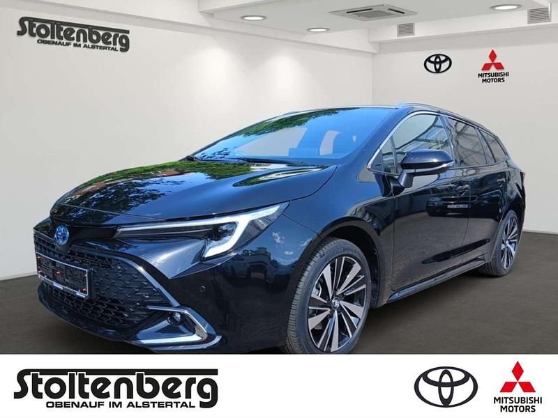 Black mica / ink Neu 2025 Toyota Corolla Kombi | 37.990 € - Bild 1/4