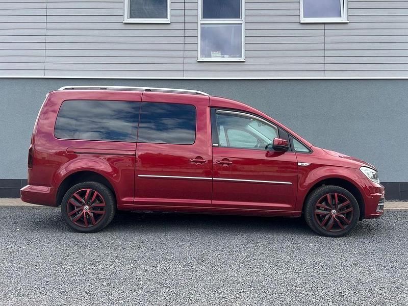 Rot Gebraucht 2016 VW Caddy Maxi Van / Kleinbus | 19.999 € (Fairer Preis) - Bild 1/4