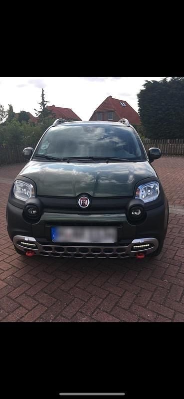 Grün Gebraucht 2020 Fiat Panda Kleinwagen | 18.850 € - Bild 1/4