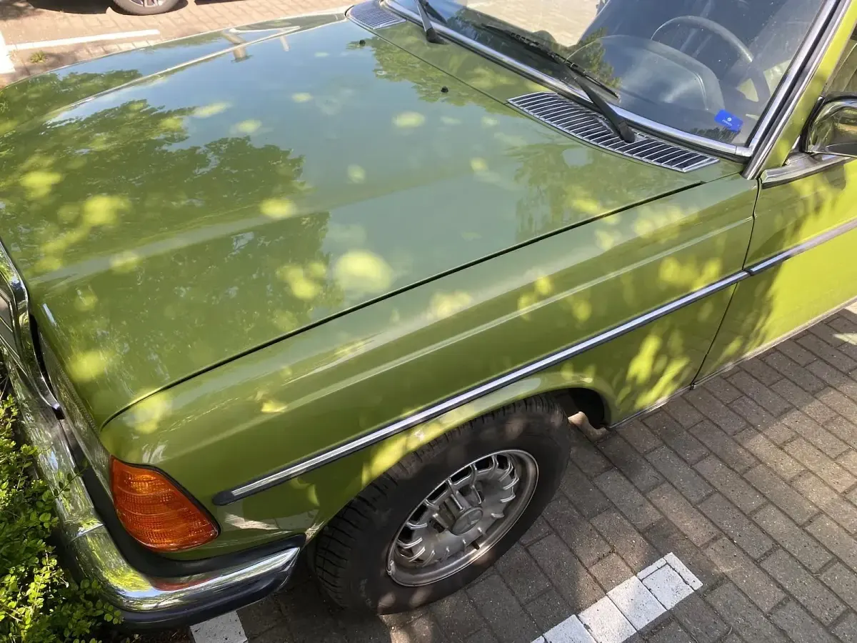 Gebraucht Mercedes C280 177 PS (130 kW) 1977 Grün Coupé
