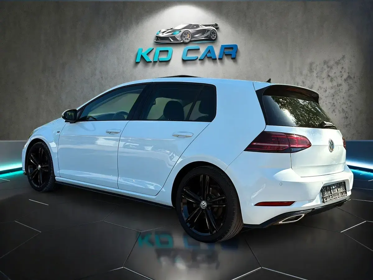 Gebraucht VW Golf VII Join 150 PS (110 kW) 2018 Weiß Kleinwagen
