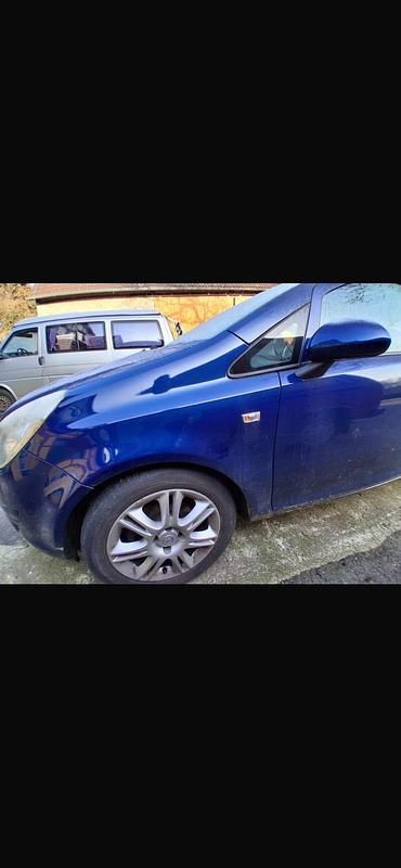 Begagnad Opel Corsa 2008 Blå Halvkombi