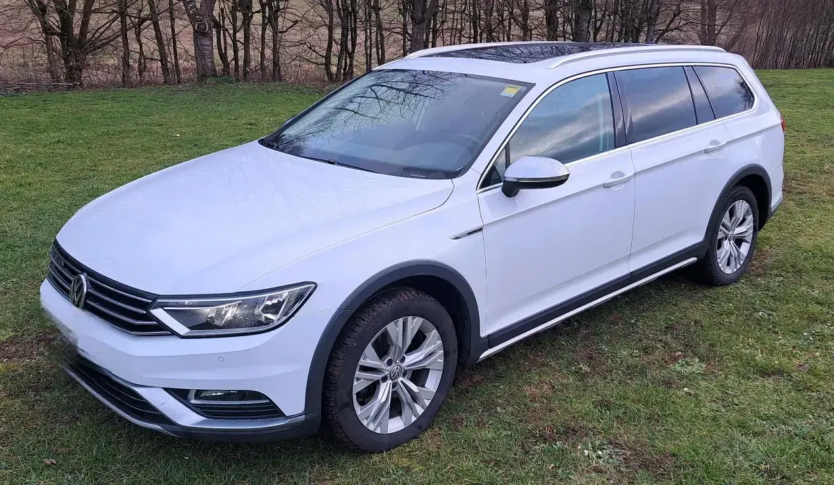 Gebraucht VW Passat Alltrack 190 PS (139 kW) 2018 Weiß Kombi