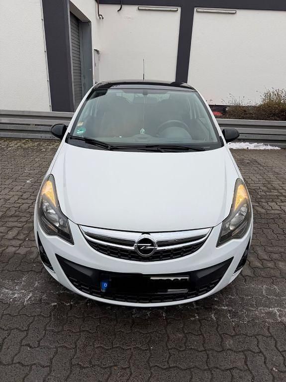 Gebraucht Opel Corsa Active 87 PS (63 kW) 2013 Weiß Kleinwagen