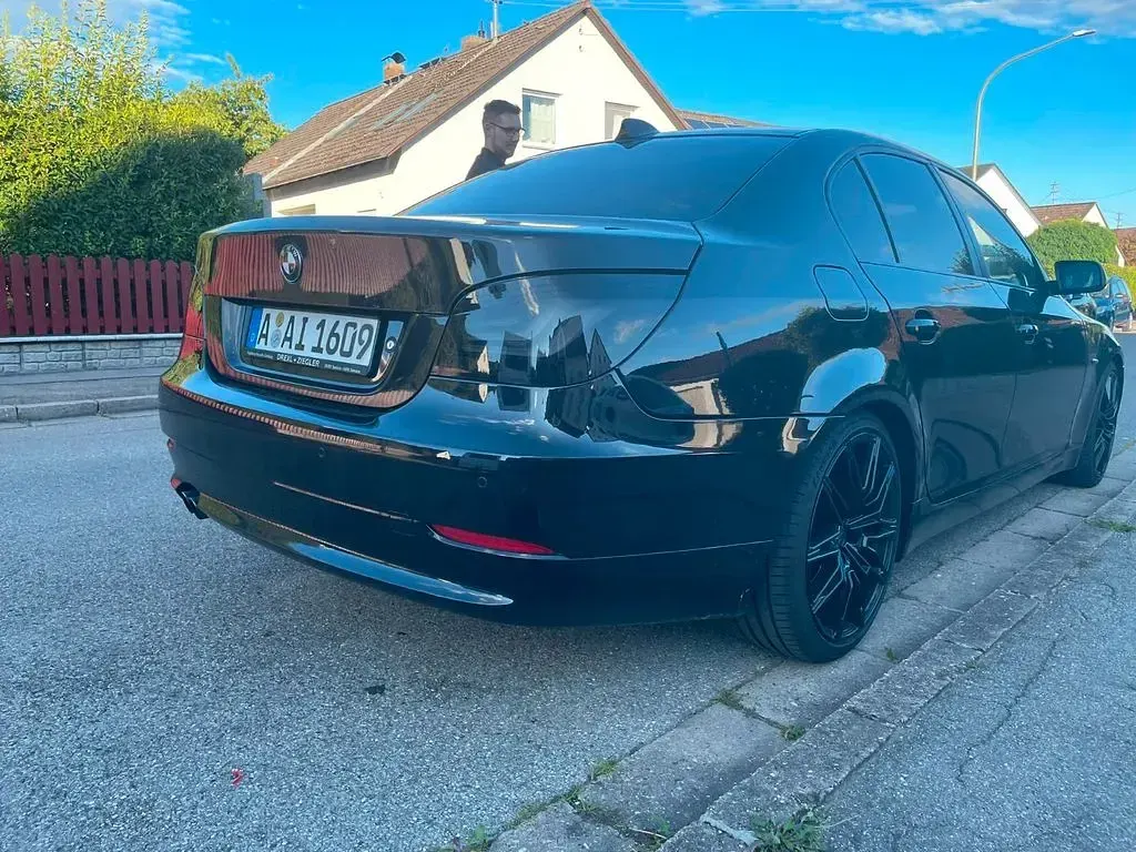 Gebraucht BMW 530 272 PS (200 kW) 2007 Schwarz Limousine