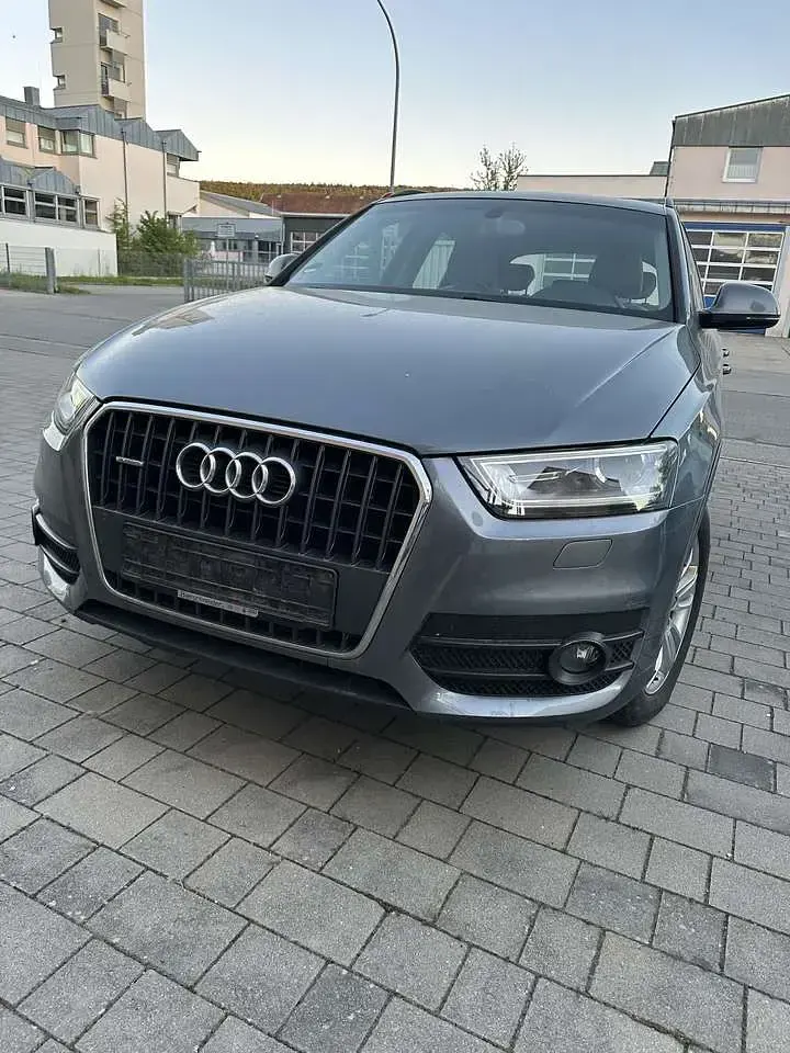Usata Audi Q3 170 CV (125 kW) 2012 Grigio SUV