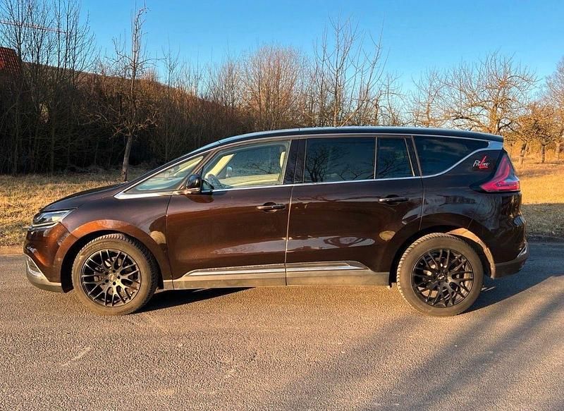 Braun Gebraucht 2016 Renault Espace Initiale Paris Van / Kleinbus | 15.890 € - Bild 1/4