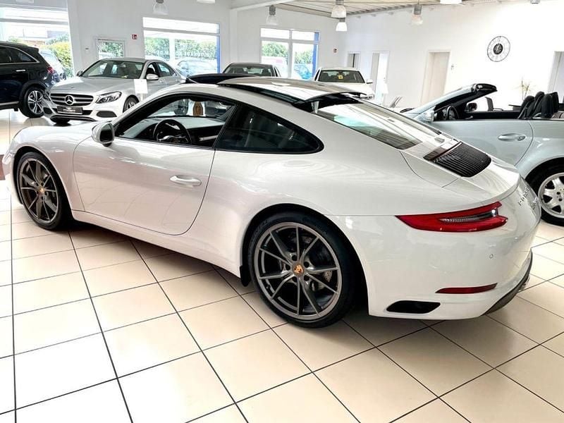 Gebraucht Porsche 911 Carrera 370 PS (272 kW) 2016 Pure white Coupé