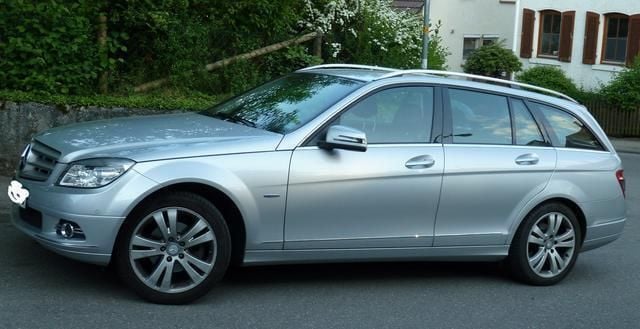Gebraucht Mercedes C200 136 PS (100 kW) 2010 Silber metallic Kombi