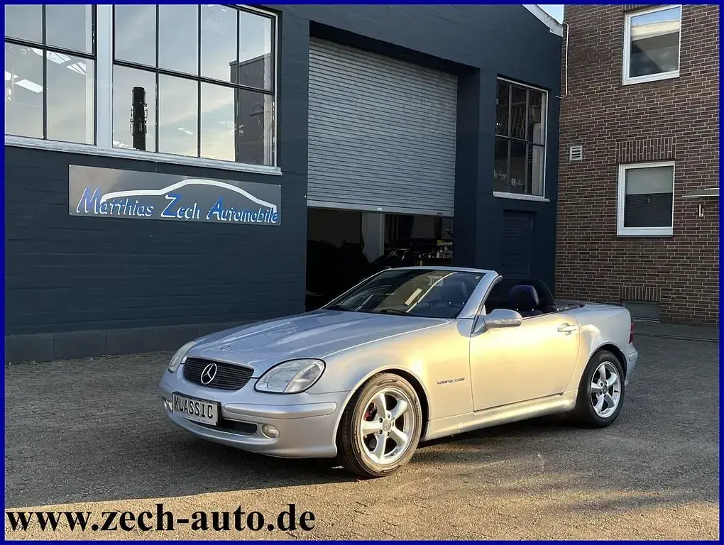 Gebraucht Mercedes SLK200 163 PS (119 kW) 2002 Blau Cabrio