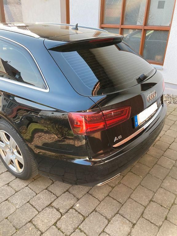 Gebraucht Audi A6 Sport 218 PS (160 kW) 2015 Schwarz Kombi