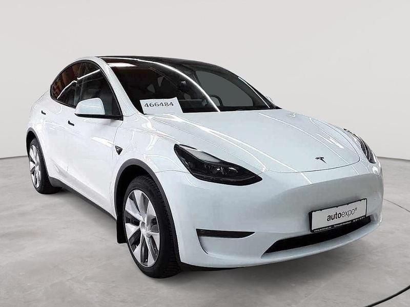 Gebraucht Tesla Model Y 378 kW (514 PS) 2023 Pearl white multicoat SUV