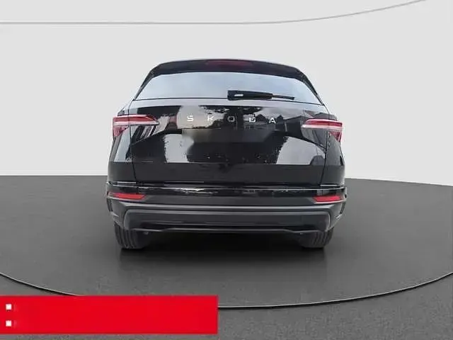 Gebraucht Skoda Karoq Selection 150 PS (110 kW) 2024 Schwarz metallic SUV