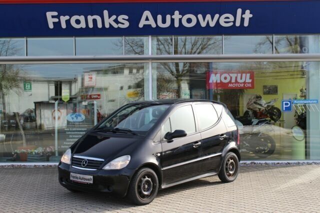 Schwarz metallic Gebraucht 2000 Mercedes A160 Classic Limousine | 1.250 € (Fairer Preis) - Bild 1/4