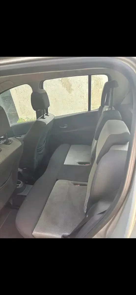 Gebraucht Renault Modus 85 PS (62 kW) 2009 Silber Van / Kleinbus