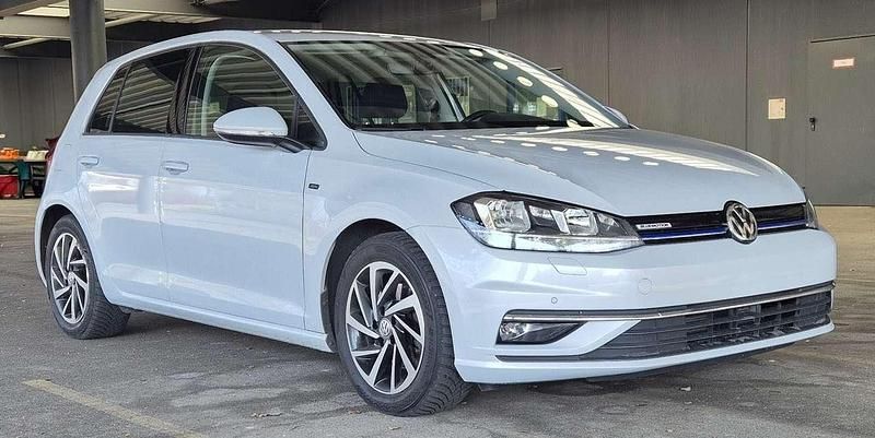 Gebraucht VW Golf VII Comfortline 131 PS (96 kW) 2018 Limousine