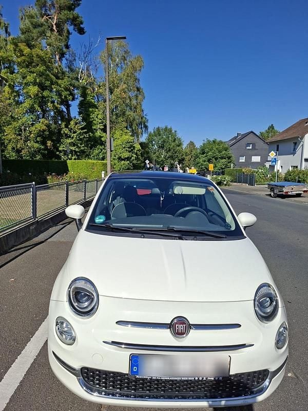 Weiß Gebraucht 2016 Fiat 500 Lounge Kleinwagen | 6.999 € (Fairer Preis) - Bild 1/4