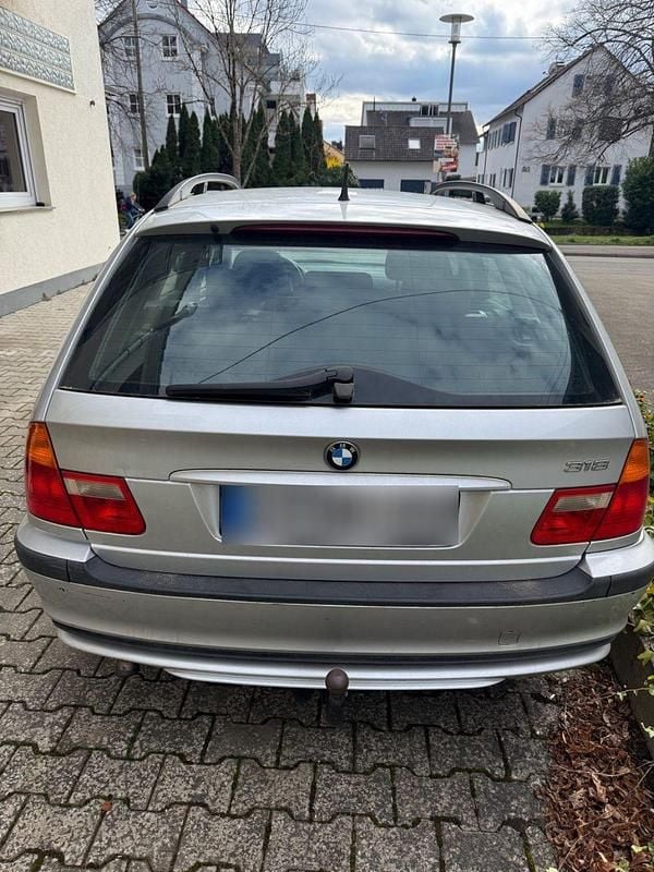 Gebraucht BMW 318 116 PS (85 kW) 2004 Silber Kombi