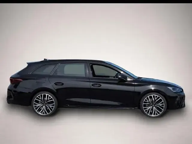 Gebraucht Cupra Leon VZ 333 PS (244 kW) 2025 Manufacturer