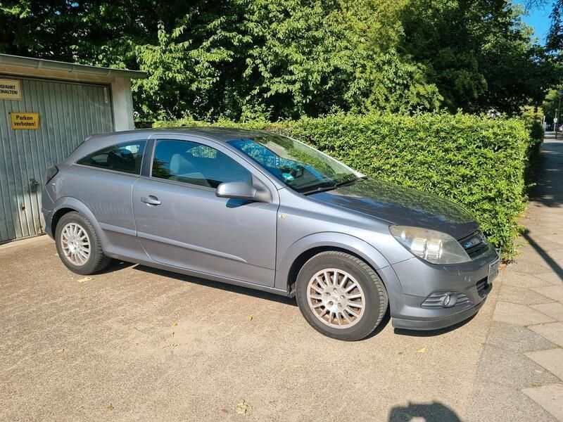 Grau Gebraucht 2006 Opel Astra GTC Kleinwagen | 950 € - Bild 1/4