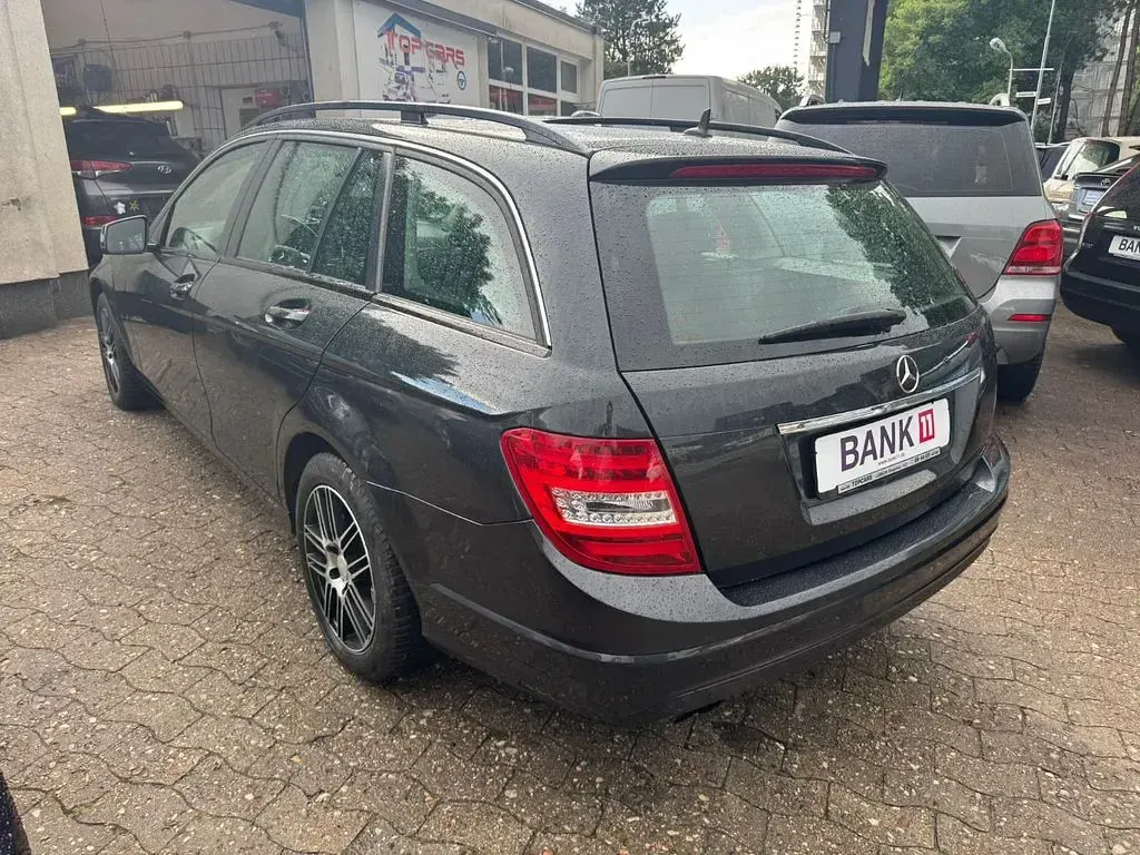 Gebraucht Mercedes C200 136 PS (100 kW) 2012 Schwarz Kombi