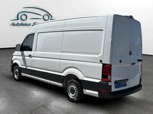 Gebraucht VW Crafter 140 PS (102 kW) 2025 Weiß Van