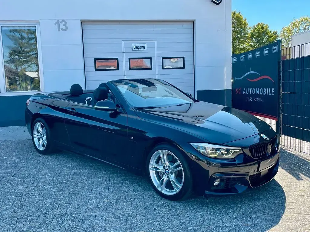 Gebraucht BMW 440 Cabriolet M Sport 326 PS (239 kW) 2020 Saphirschwarz Cabrio