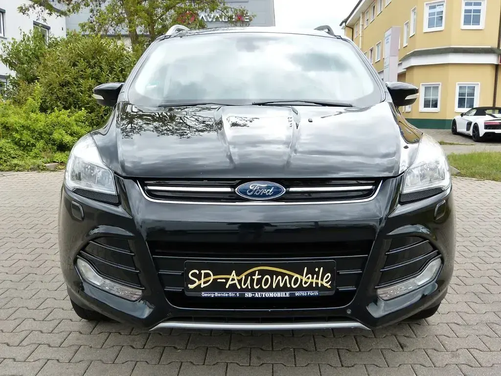 Gebraucht Ford Kuga Titanium 150 PS (110 kW) 2016 Schwarz SUV