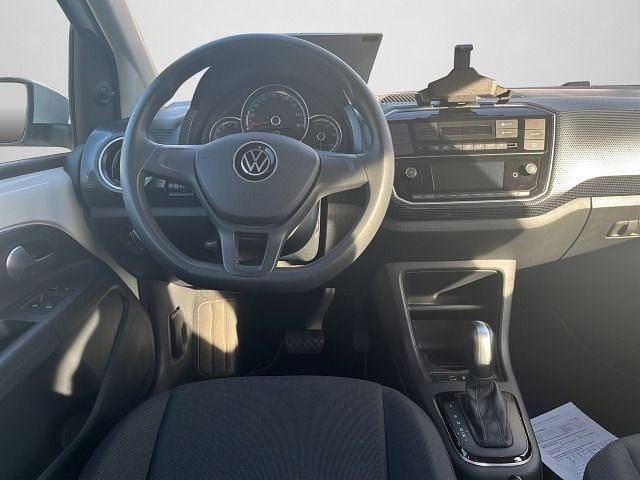 Gebraucht VW e-up! Comfortline 61 kW (83 PS) 2021 Pure white Kleinwagen
