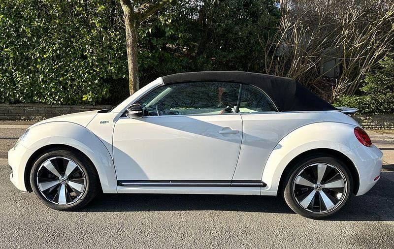 Gebraucht VW Beetle S 160 PS (117 kW) 2013 Weiß Kleinwagen