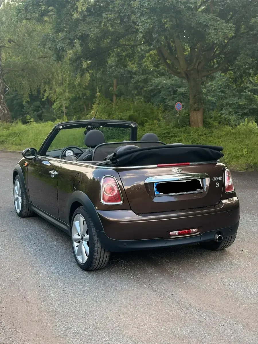Gebraucht Mini Cooper Cabriolet 90 PS (66 kW) 2011 Braun Cabrio