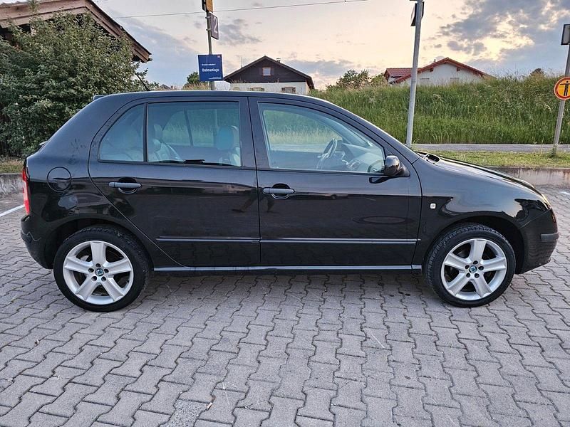 Gebraucht Skoda Fabia Celebration 75 PS (55 kW) 2007 Schwarz Kleinwagen