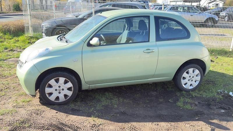Gebraucht Nissan Micra 65 PS (47 kW) 2004 Grün Kleinwagen