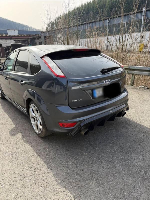 Gebraucht Ford Focus ST 226 PS (166 kW) 2009 Grau Limousine