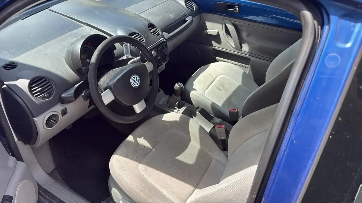 Gebraucht VW Beetle 75 PS (55 kW) 2002 Blau Kleinwagen