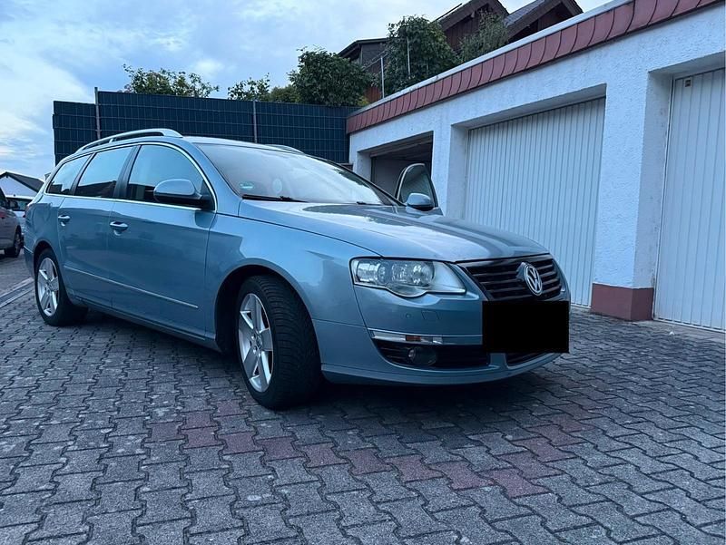 Grau Gebraucht 2009 VW Passat Highline Kombi | 3.500 € (Fairer Preis) - Bild 1/4