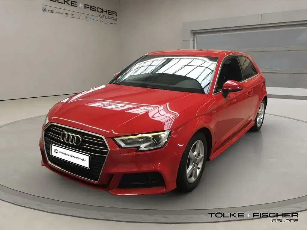 Gebraucht Audi A3 S-Line 150 PS (110 kW) 2017 Rot Limousine