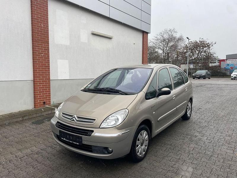 Gebraucht Citroën Xsara Picasso Comfort 116 PS (85 kW) 2005 Gold Van / Kleinbus