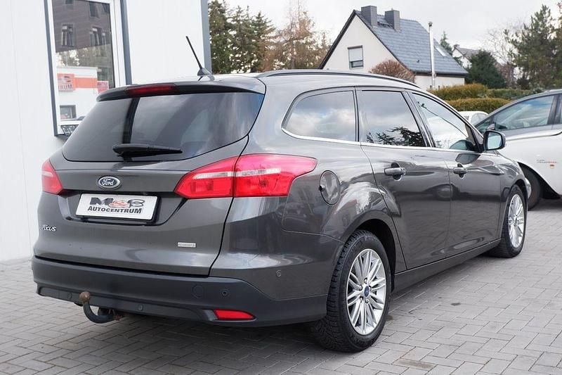 Gebraucht Ford Focus Business Edition 125 PS (91 kW) 2018 Grau Limousine