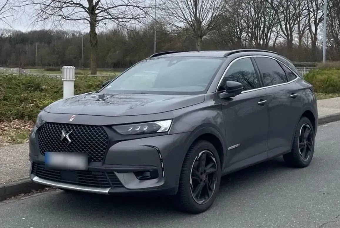 Gebraucht DS Automobiles DS7 Crossback Performance 131 PS (96 kW) 2022 Grau SUV