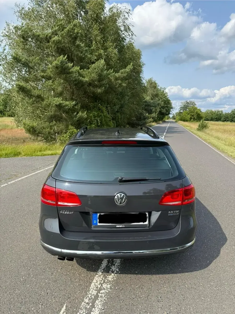 Gebraucht VW Passat 140 PS (102 kW) 2013 Grau Kombi