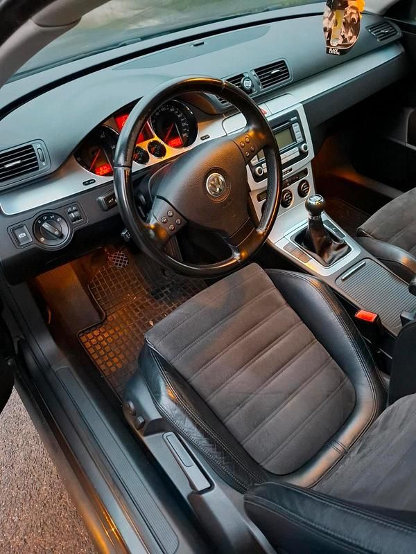 Gebraucht VW Passat 140 PS (102 kW) 2007 Schwarz Kombi