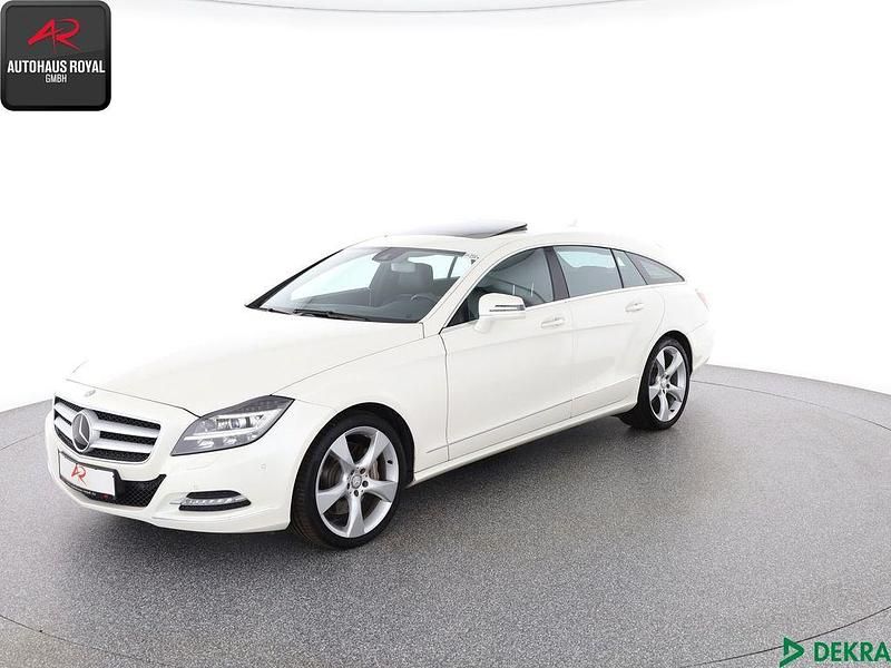 Diamantweiß Gebraucht 2013 Mercedes CLS350 Shooting Brake AMG Kombi | 24.480 € (Etwas zu teuer) - Bild 1/4