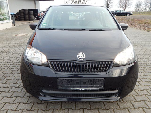 Używany Skoda Citigo 60 KM (44 kW) 2016 Czarny Hatchback