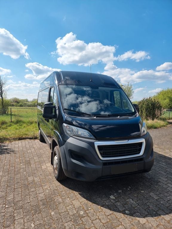 Schwarz Gebraucht 2018 Peugeot Boxer Van | 16.500 € (Fairer Preis) - Bild 1/4