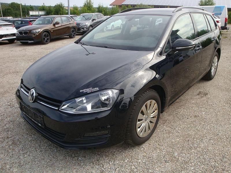 Schwarz Gebraucht 2014 VW Golf VII Trendline Kombi | 4.950 € - Bild 1/4
