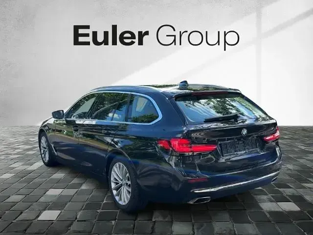 Gebraucht BMW 520 190 PS (139 kW) 2023 Schwarz Kombi