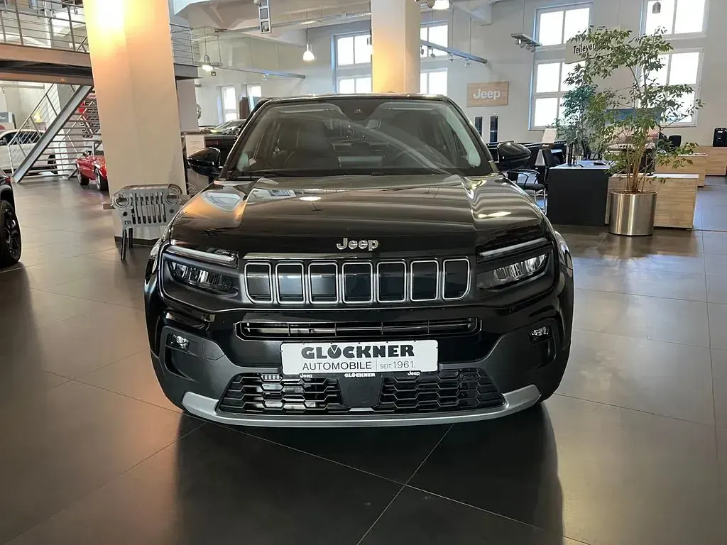 Neu Jeep Avenger Altitude 101 PS (74 kW) 2026 Schwarz SUV