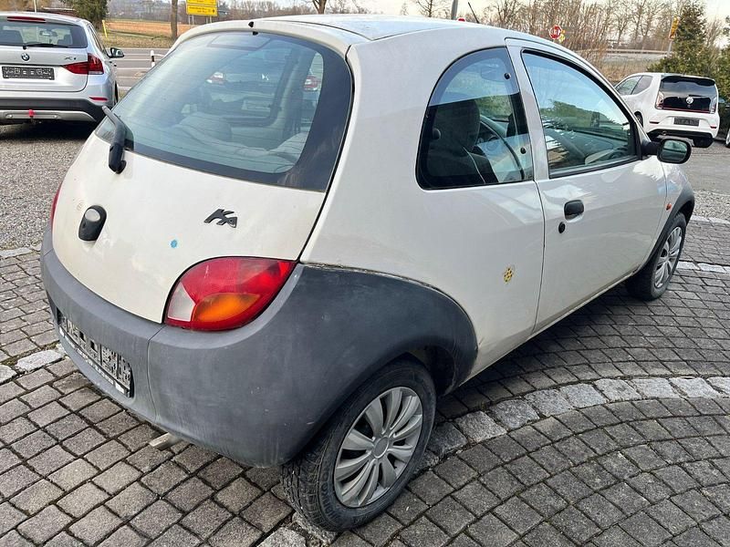 Gebraucht Ford Ka 60 PS (44 kW) 2001 Weiß Kleinwagen