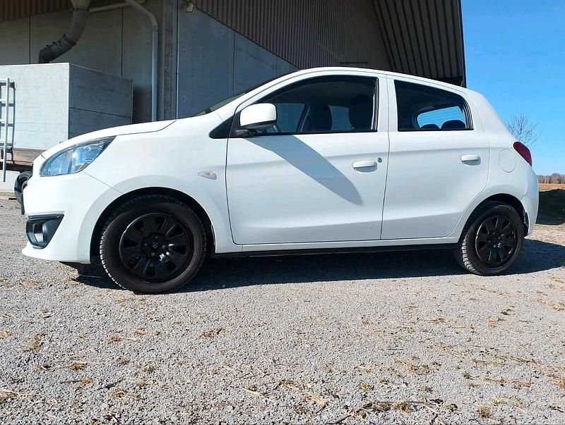 Gebraucht Mitsubishi Space Star Top 71 PS (52 kW) 2019 Weiß Kleinwagen